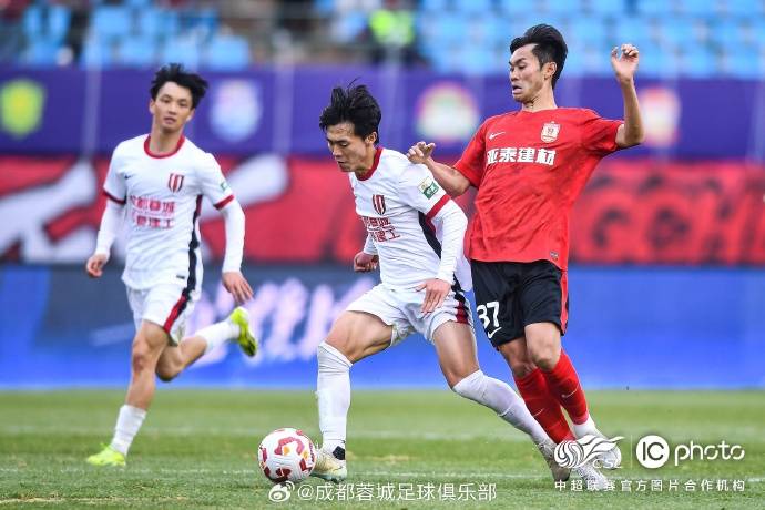 开云体育下载-亚洲区足球赛事风云变幻，球队备战决胜时刻的简单介绍