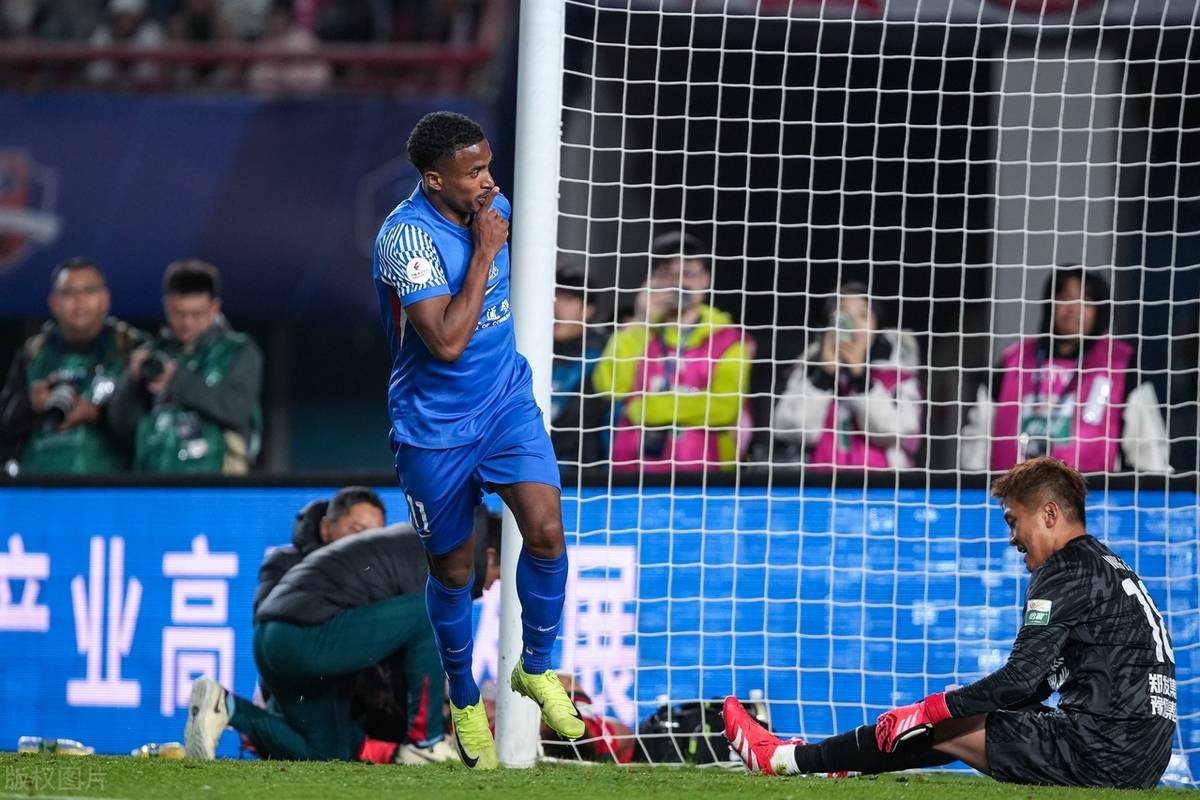 开云体育官网-申花遭遇包办，对手实现逆转的简单介绍