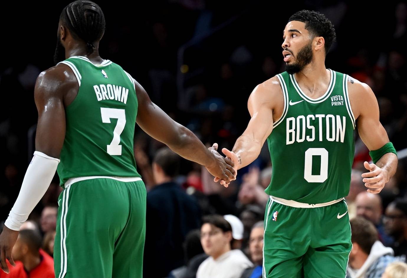 开云下载-猛龙击败凯尔特人，结束两连败