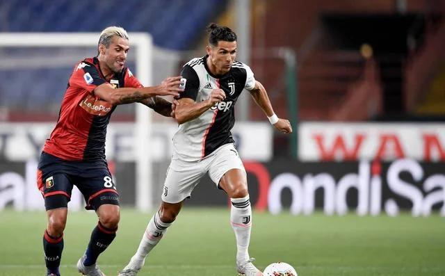 包含尤文图斯主场大胜，稳固领先地位的词条