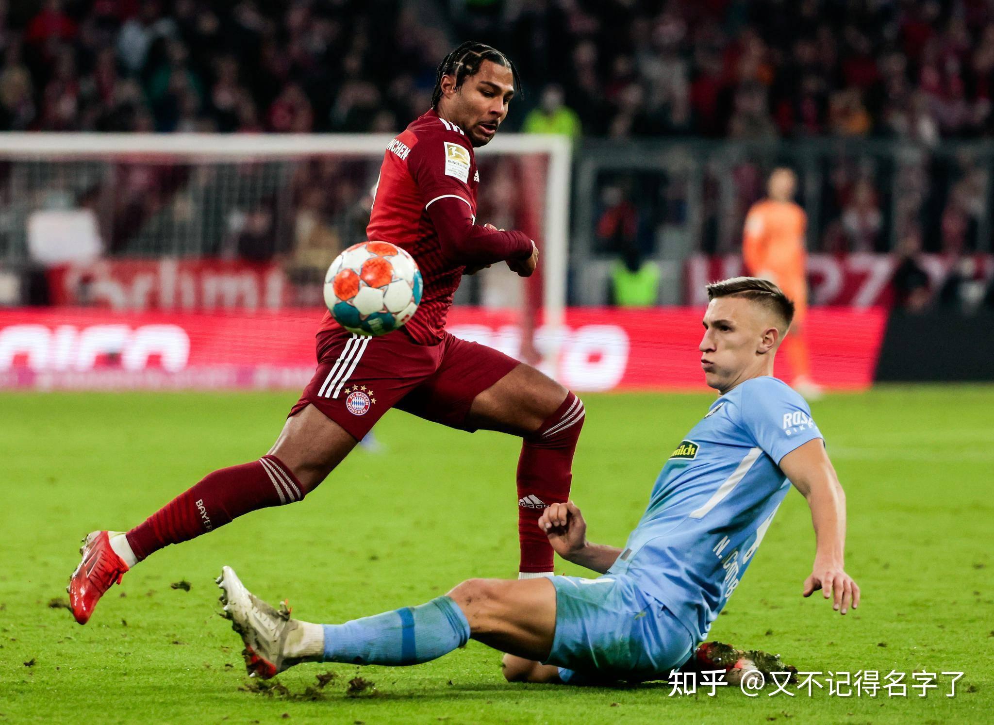 弗赖堡客场逼平纽伦堡,德甲保级形势依然严峻 弗赖堡客场逼平纽伦堡,德甲保级形势依然严峻