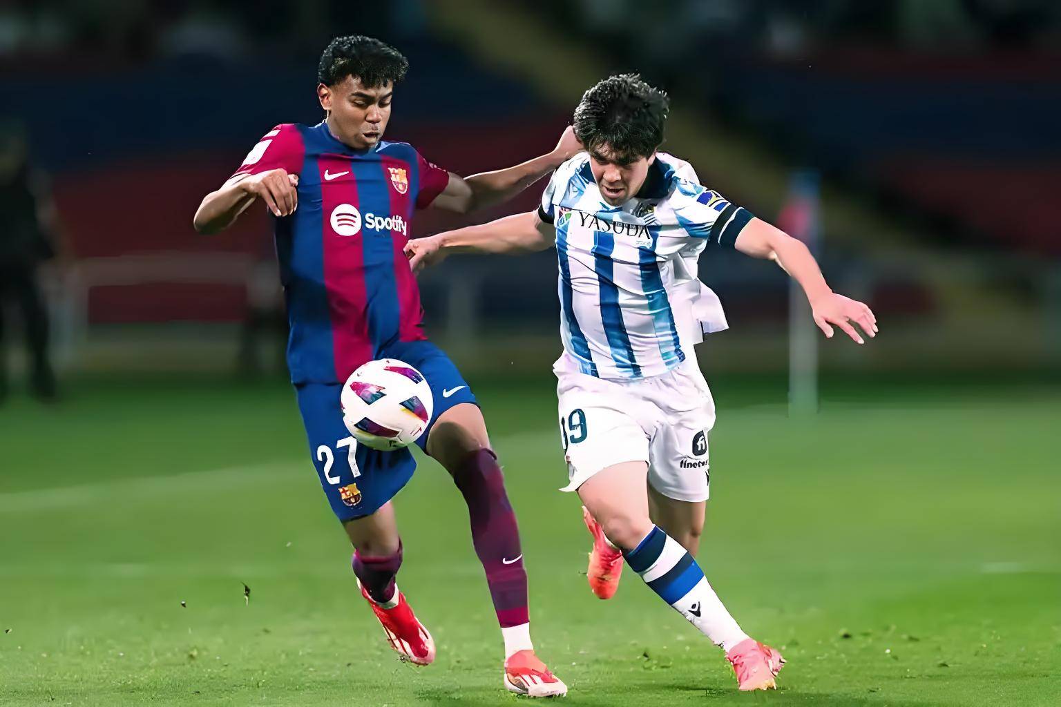 皇家社会主场轻松击败瓦伦西亚