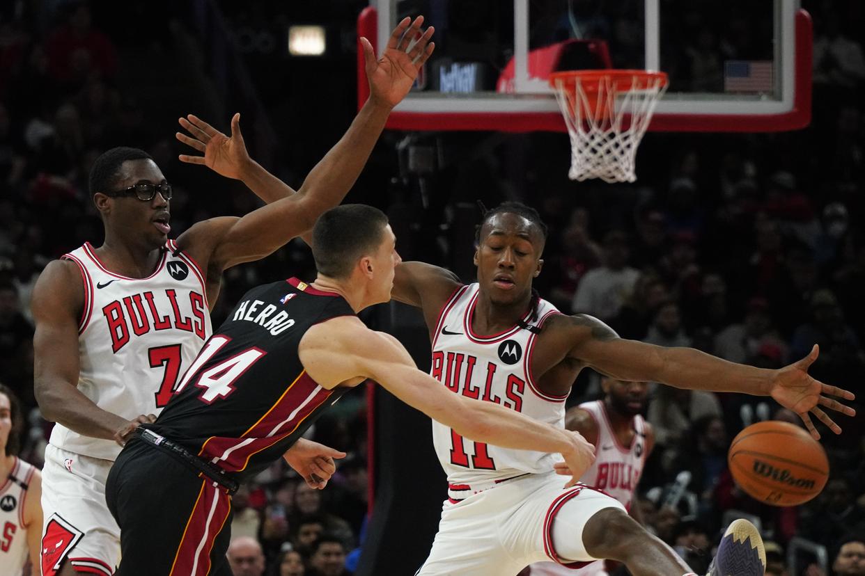 热火惨败公牛，连遭两连败