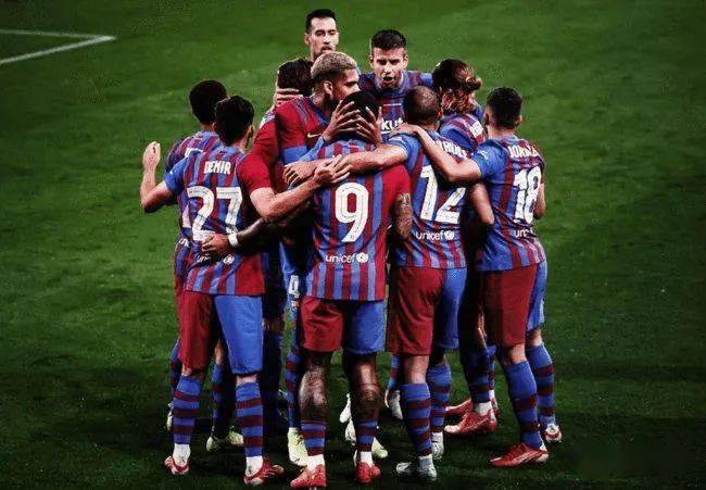 开云官网-那不勒斯碾压拜仁，加维刷新纪录