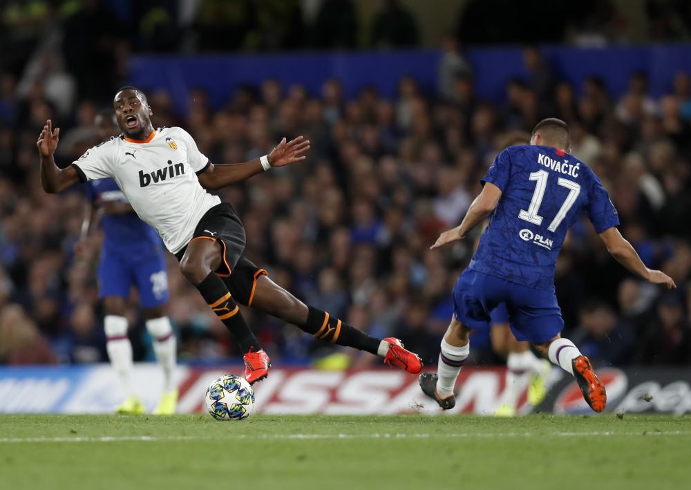 开云平台-华伦西亚不敌对手，累积连败