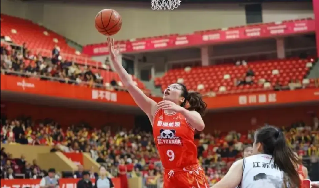 开云体育下载-江苏队客场战胜四川，迎来开门红