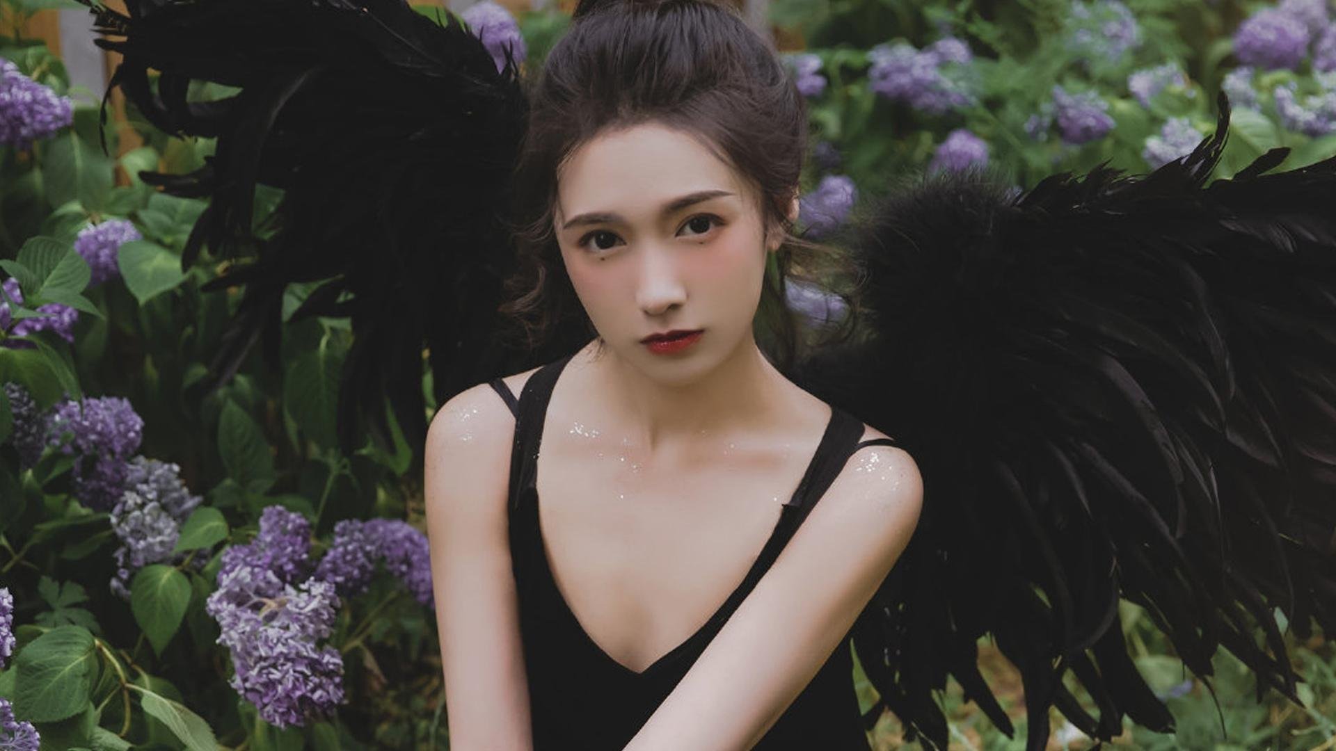 开云体育官网-杰伦格林的双重奏，教科书表现引领开拓者强势击退凯尔特人