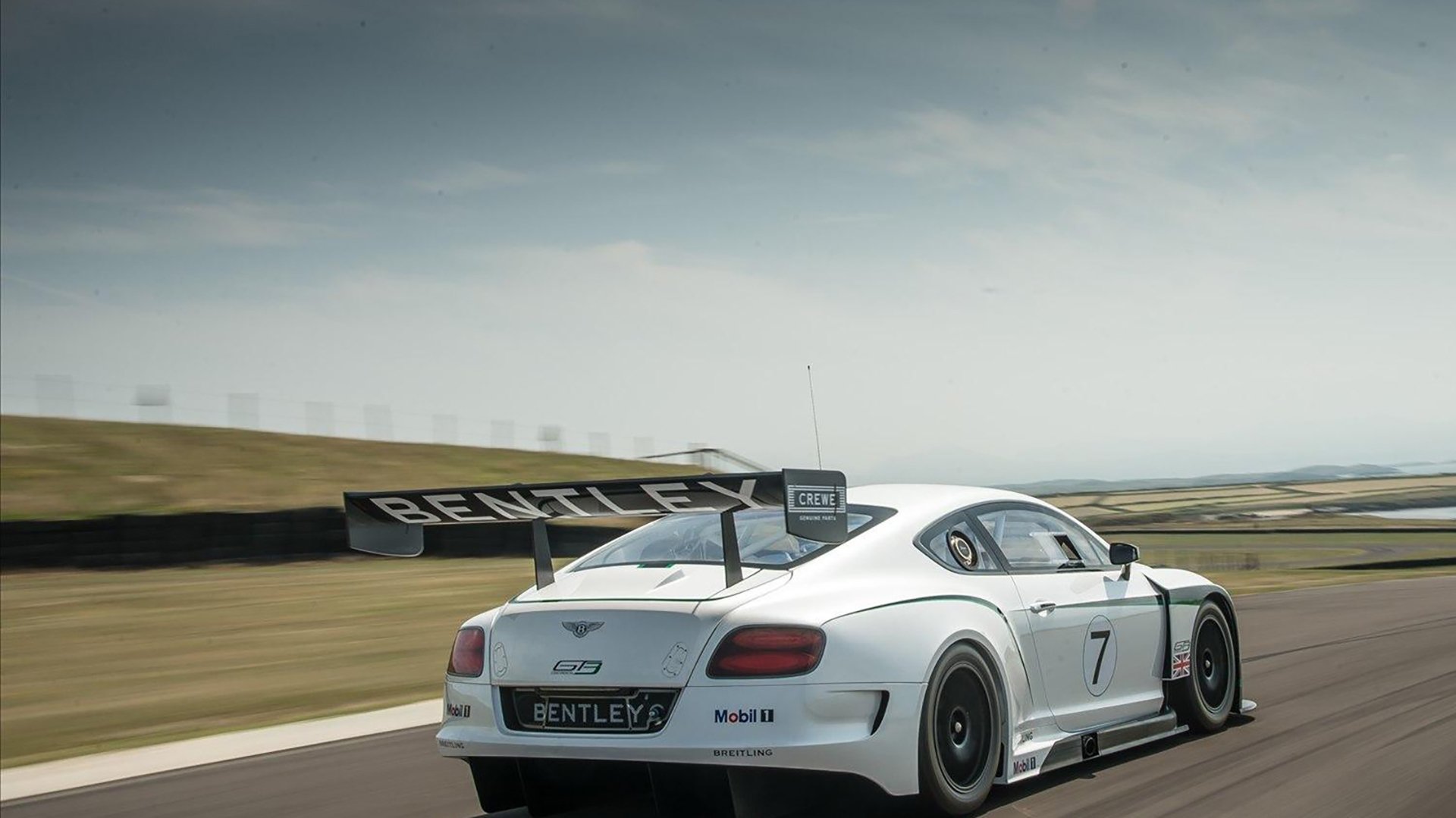 铁链与利刃，当米兰的防守艺术，撞上久保建英的致命变奏