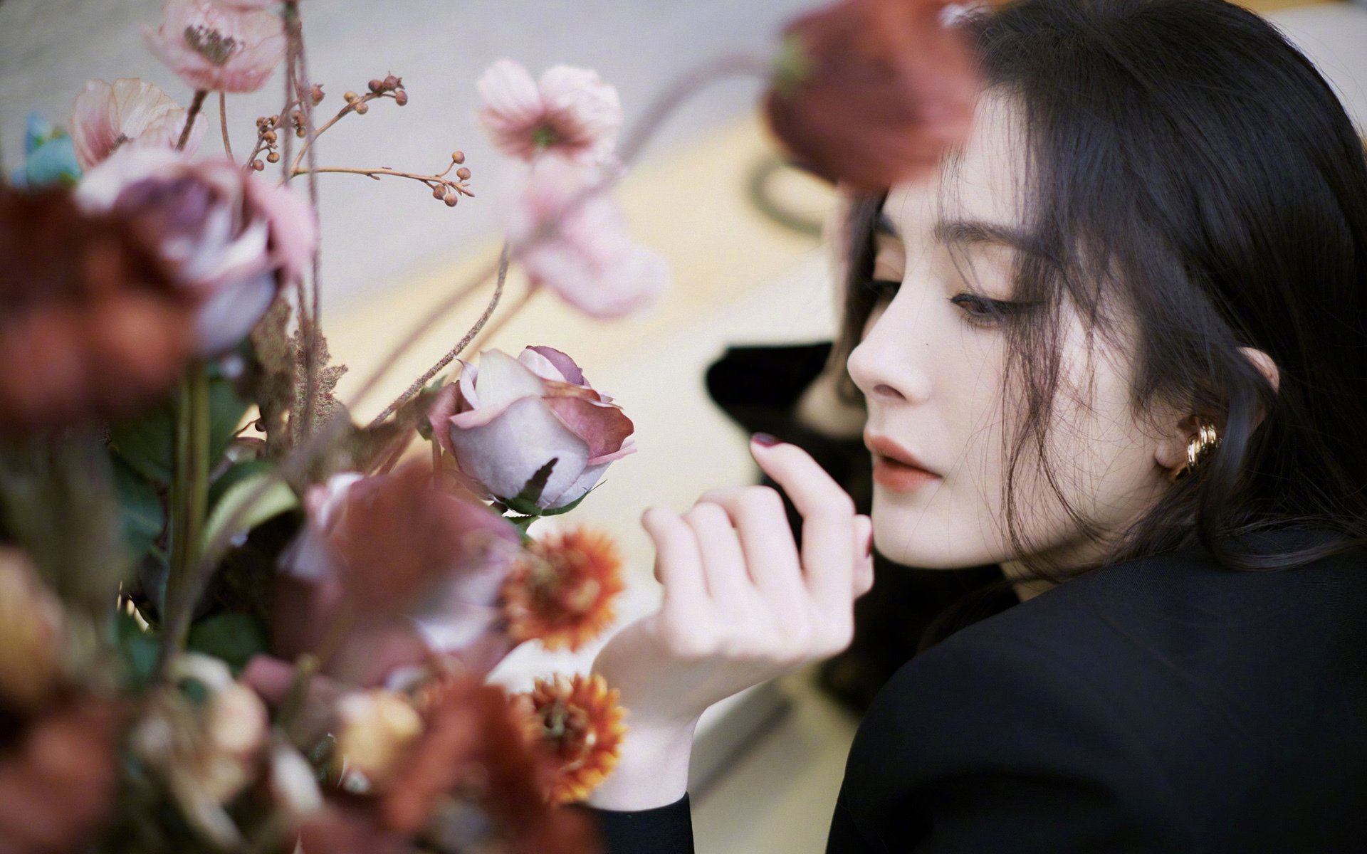 萨卡终场绝杀!埃及2-1逆转新西兰,VAR争议中昂首挺胸